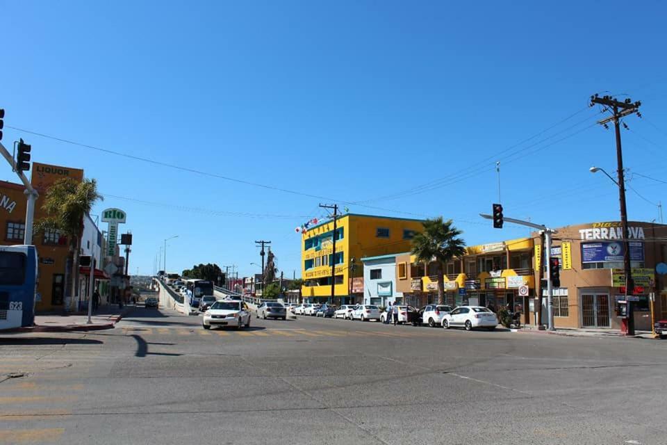 Hostel California Tijuana Bagian luar foto