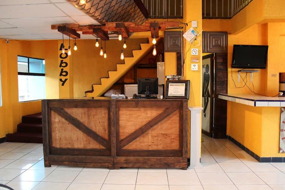 Hostel California Tijuana Bagian luar foto